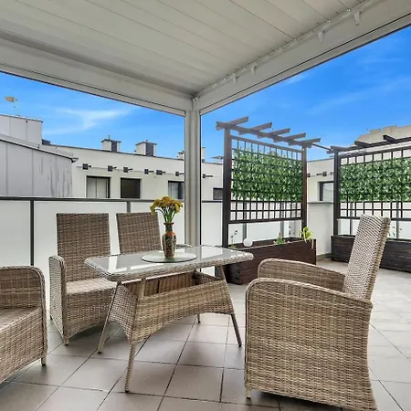 Roselle Premium Ac&terrace Nowa Praga Lejlighed